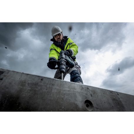 MH 5 Vésőkalapács, MH 5, A reteszelhető kapcsoló tartós munkánál segíti a kényelmes vésést, Metabo VibraTech (MVT): beépített csillapítórendszer a rezgéscsillapítás érdekében az egészségvédelemhez