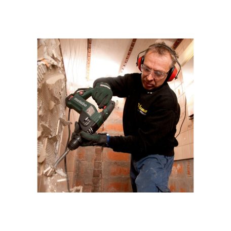 KHE 3251 Kombikalapács, KHE 3251, Metabo VibraTech (MVT): beépített csillapítórendszer és kiegészítő markolat a rezgéscsillapítás érdekében az egészségvédelemhez, Kombikalapács 3 funkcióval: kalapácsfúrás, ütés nélküli fúrás és vésés