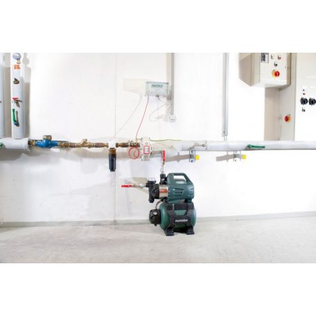 HWWI 4500/25 Inox Házi vízmű, HWWI 4500/25 Inox, Nyomásüst a víz energiatakarékos és zajmentes előkészítéséhez, Komplett rendszer, kompakt kialakításban beépített szűrővel és visszacsapó szeleppel az egyszerű installáció érdekében