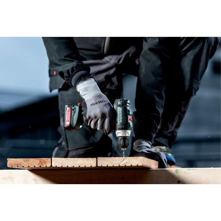 PowerMaxx BS 12 Set Akkus fúrócsavarozó, PowerMaxx BS 12 Set, A Metabo 12 Voltos kategória - könnyű a kézben, erős a használat során, Könnyű kompakt fúrócsavarozó rendkívül rövid építési méretű a sokoldalú alkalmazáshoz