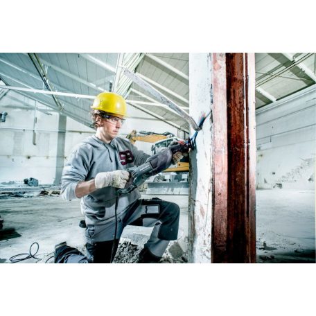 SSEP 1400 MVT Kardfűrész, SSEP 1400 MVT, Metabo VibraTech (MVT): beépített tömegkiegyenlítés a rezgések csökkentéséhez, Erős 1400 Wattos, a löketszámot konstans szinten tartó motor a legkeményebb alkalmazásokhoz