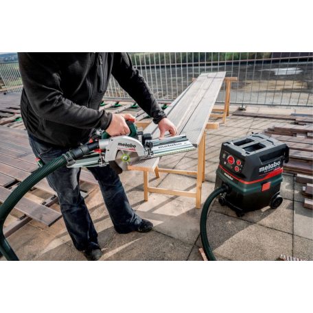 KS 18 LTX 66 BL Akkus kézi körfűrész, KS 18 LTX 66 BL, Gyors, pontos fejező vágások egy Metabo KFS fejezősínre (tartozék) való egyszerű rácsatolással, Nagy húzóerejű, könnyű akkus kézi körfűrész az építkezésen való univerzális alkalmazáshoz